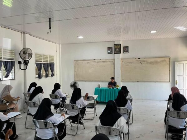 88 Calon Mahasiswa Ikuti Seleksi Tahap Pertama di STIH Al-Banna